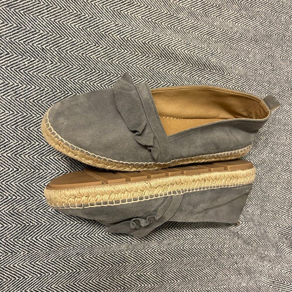 ANTHROPOLOGIE - Suede Ruffle Espadrille - Picture 5 of 7